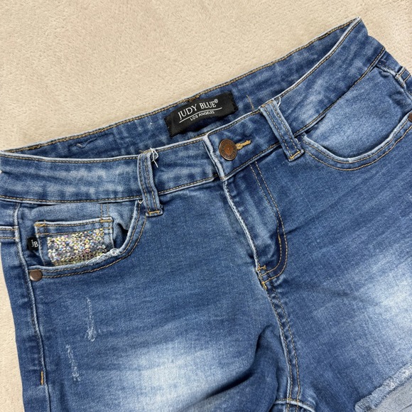 Judy Blue Shorts Women's 25 Embellished Pockets Stretch‎ Cuffed Faded Dark Wash - Picture 1 of 13